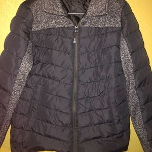 Womens Avalanche Jacket size L.  Great condition.